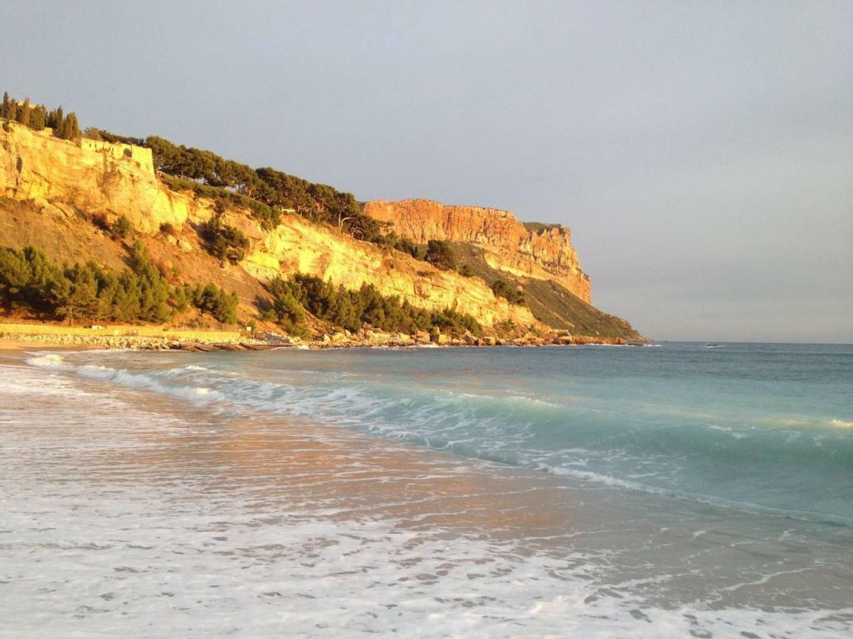 Le Piano Par Dodo-A-Cassis Daire Dış mekan fotoğraf